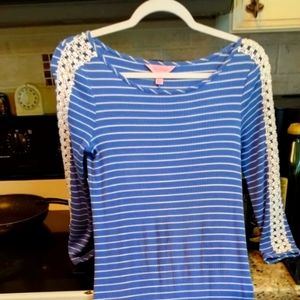Lilly Pulitzer xs dress blue white stripes white lace arms